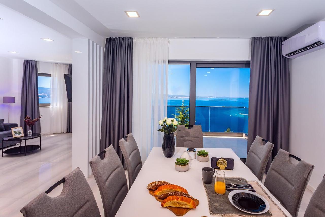 Villa Belvedere With Heated Pool, Billiards, Media Room, Sea Views,10 Pax โอมิช ภายนอก รูปภาพ