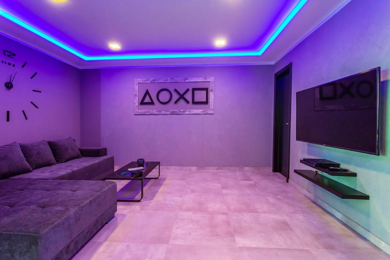 Villa Belvedere With Heated Pool, Billiards, Media Room, Sea Views,10 Pax โอมิช ภายนอก รูปภาพ